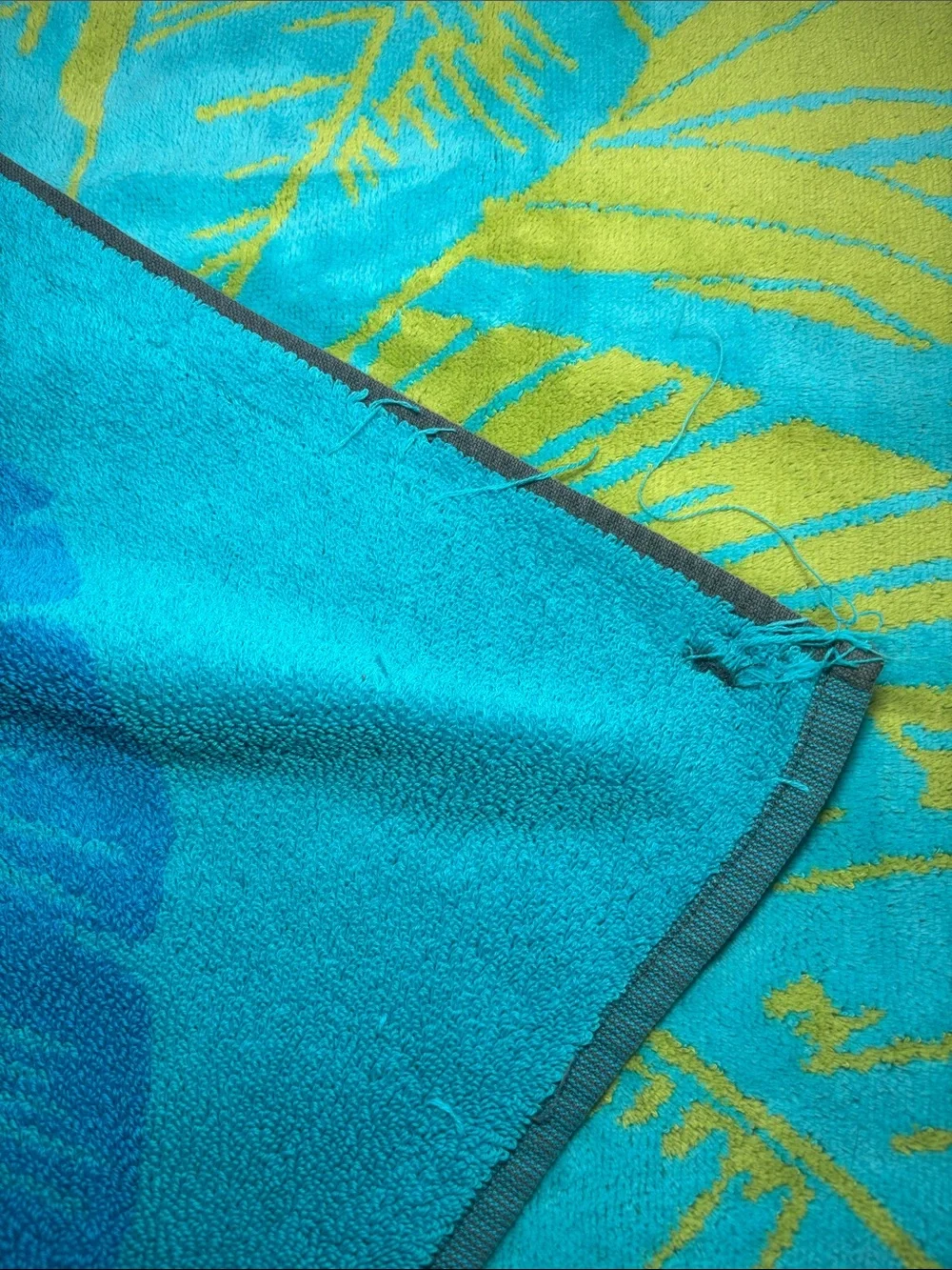 Yves Delorme Green & Turquoise Palm Beach Towel